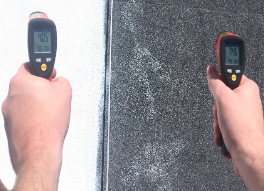 Temperaturmessung weiße Beschichtung vs. schwarzes Dach